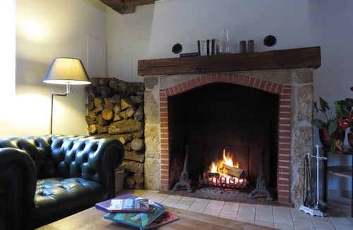 Saint-Brisson-sur-Loire House | Chambres d'Hôtes L'Echappée Belle