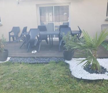Yvre-le-Polin Other | Chambres