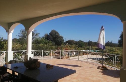 Bensafrim House | Chambres Guest house