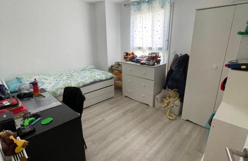 Orgeres House | Chambres privées dans maison familiale et moderne