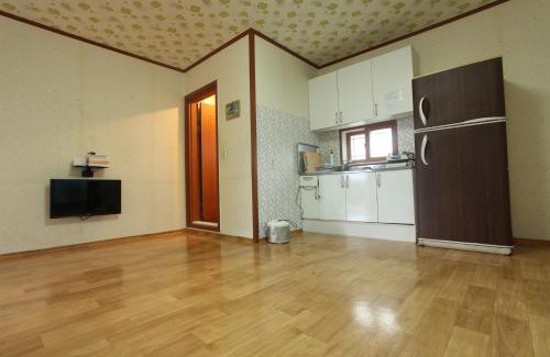 Jecheon House | Chamjoeun Pension