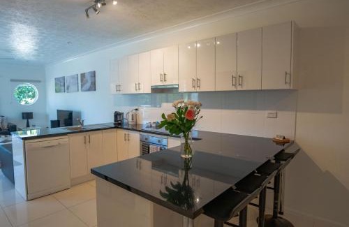 Arcadia Apartment | ChampagneFour