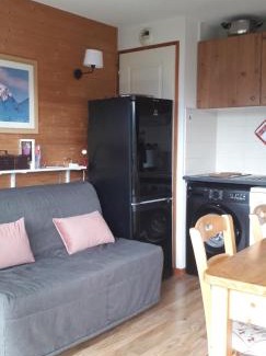 Chamrousse Apartment | Chamrousse 1700 - Les Villages du Bachat - Silènes C32 - Classé 3 étoiles- Vue sur les montagnes -