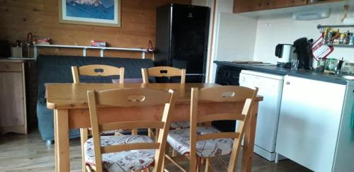 Chamrousse Apartment | Chamrousse 1700 - Les Villages du Bachat - Silènes C32 - Classé 3 étoiles- Vue sur les montagnes -