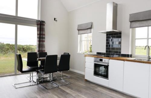 Aberdeen House | Chance Inn Lodge