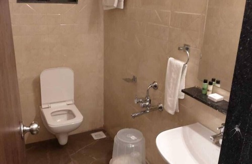 Navsari Hotel | Chandanvan Club & Resort