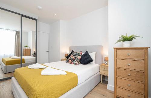 London City Centre Apartment | Chandos Place Residence