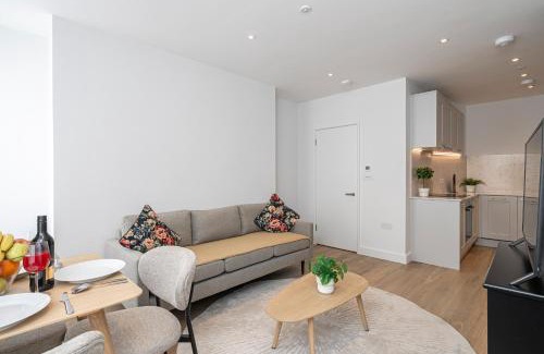 London City Centre Apartment | Chandos Place Residence