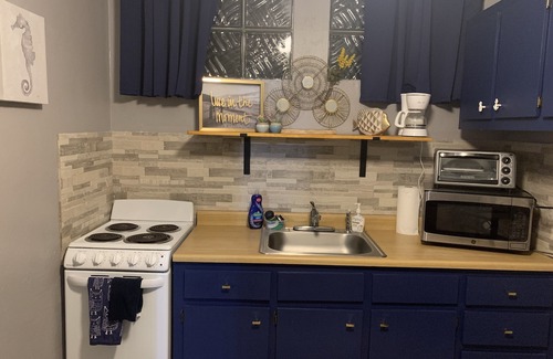 Vilomar House | Change your Latitude ~ Studio~ Only Steps from the beach/ocean
