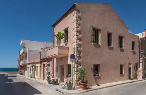 Koum Kapi Apartment | Chania Escapes City Loft by the Sea