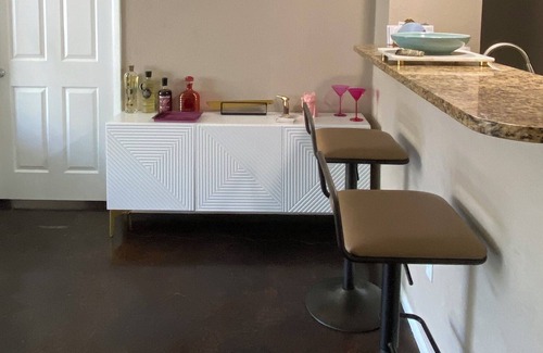 Channel District Apartment | Channelside City Life- Shared Space w/ Private room and bath