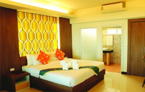 Khlong Khut Hotel | Chaolao Tosang Beach Hotel