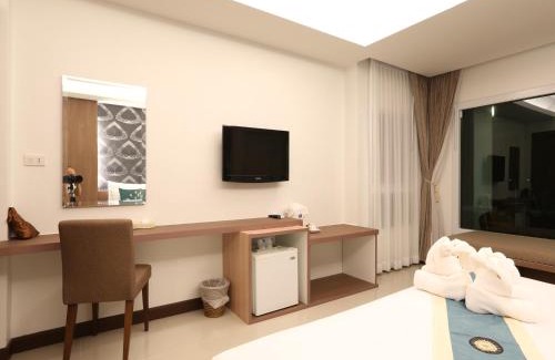 Khlong Khut Hotel | Chaolao Tosang Beach Hotel
