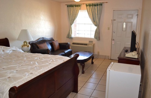Victoria Hotel | Chaparral Motel