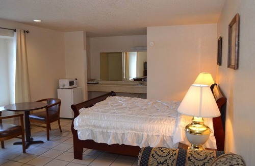 Victoria Hotel | Chaparral Motel