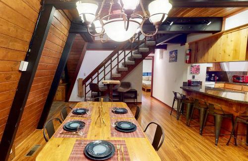 Tahoe Woods House | Chapel Grove