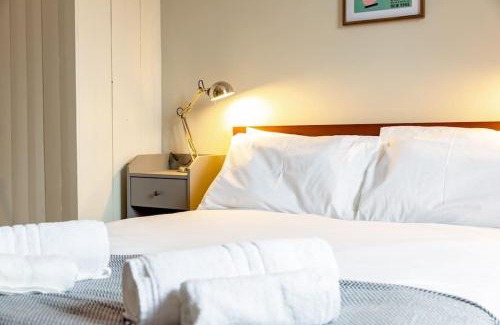 Loughborough Apartment | Chapel View
