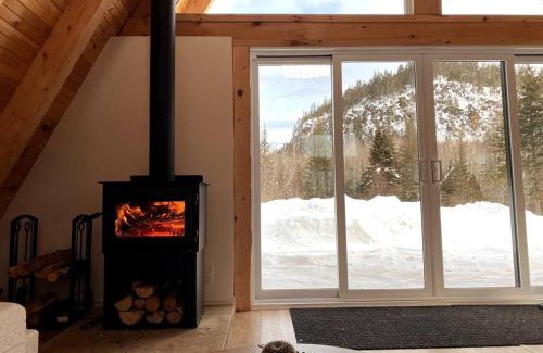 L'Anse-Saint-Jean Ski Chalet | Chapella A Frame