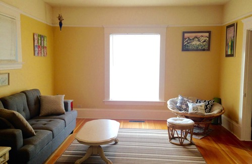 Puget House | Character Craftsman close to Whole Foods and Galbraith Mountain