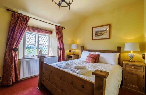 Peak District Other | Character farm house with hot tub
