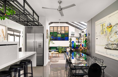 Fairfield House | Character home/outdoor pool-5 minutes to Southbank