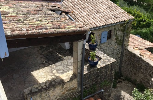 Allegre Les Fumades House | Character house for 2 to 7 people in a picturesque Gard village
