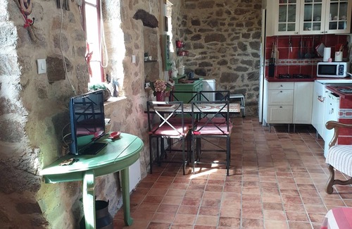 Plouharnel House | Character house in the center of the old town