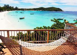 Satun Resort | Chareena Hill Beach Resort