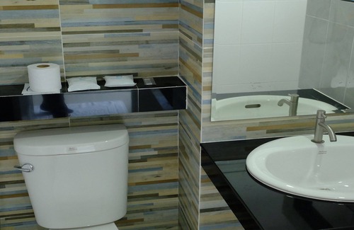 Noen Phra Hotel | Charisma Residence