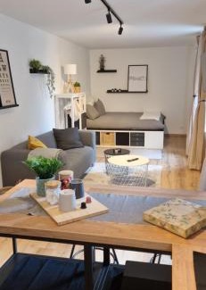 Charleroi Apartment | Charleroi Cozy Home