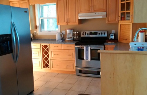 Leeds and the Thousand Islands Apartment | Charleston Lake Blue Heron