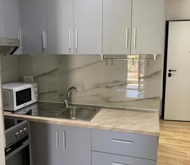 Vlore Apartment | Charlie's Home