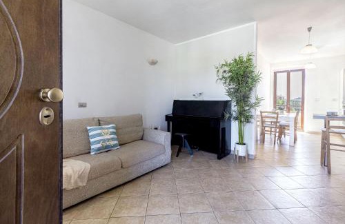Serra li Pozzi Apartment | Charlotte Apartment - For family and groups