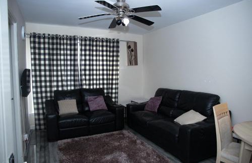 Central Aberdeen Apartment | Charlotte Apartment