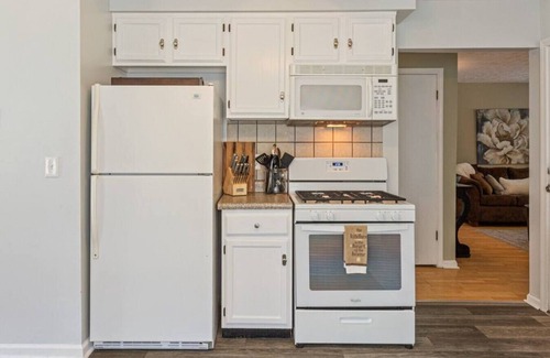 North Greece House | Charlotte Charmer - 3 Bdrm.