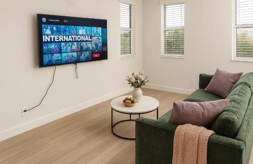 Austin Apartment | Charm 3 bd Townhouse in Austin