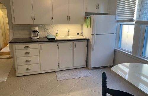 Cheyenne Apartment | Charm and Comfort only 3 Blocks from Cheyenne Med Center & Downtown
