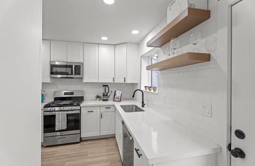 Coronado Villa | Charm In Coronado: Your Perfect Getaway W/ Casita