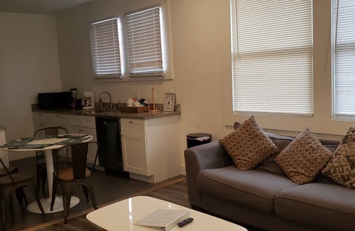 Monte Vista Apartment | Charm of Tobin Hill in San Antonio