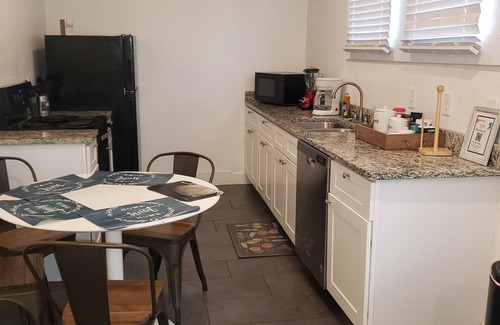 Monte Vista Apartment | Charm of Tobin Hill in San Antonio