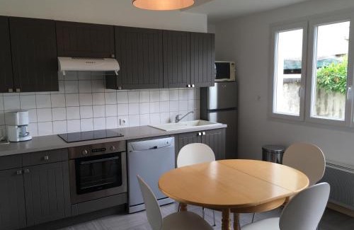 Saint-Nicolas-de-Bourgueil House | Charmante maison au cœur du village