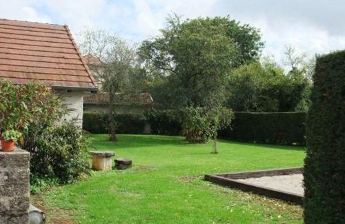 La Roche-Morey House | Charmant Gîte Rural avec Jardin en Haute-Saône - FR-1-583-438