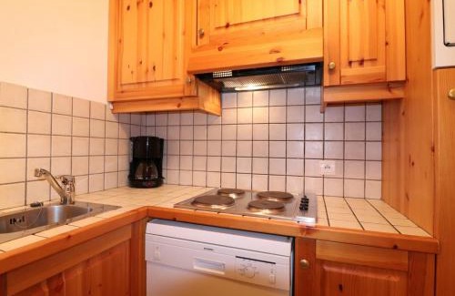 Meribel-Mottaret Apartment | Charmant 2 Pièces Méribel, Skis aux Pieds, WIFI, Animaux Admis - FR-1-182-135