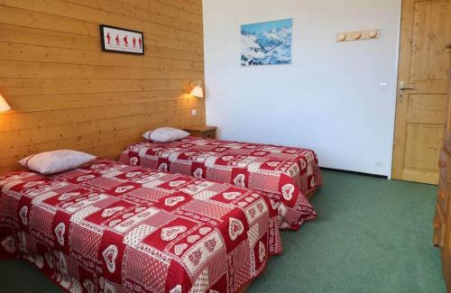 Meribel-Mottaret Apartment | Charmant 2 Pièces Méribel, Skis aux Pieds, WIFI, Animaux Admis - FR-1-182-135