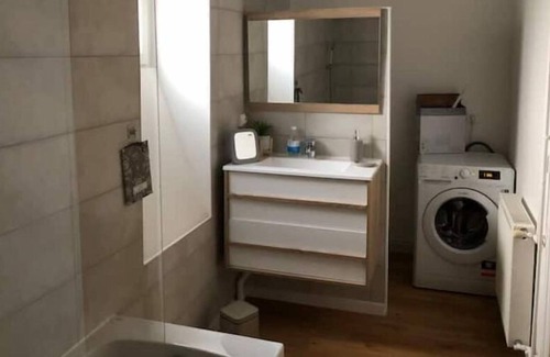 Quartier de France Apartment | Charmant 3 Pièces Refait à Neuf Avec Jardin