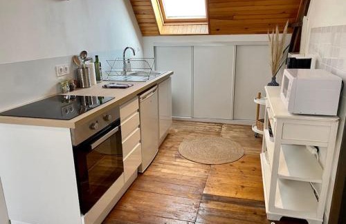 Dol-de-Bretagne Apartment | Charmant appartement entre Saint-Malo et le Mont-Saint-Michel