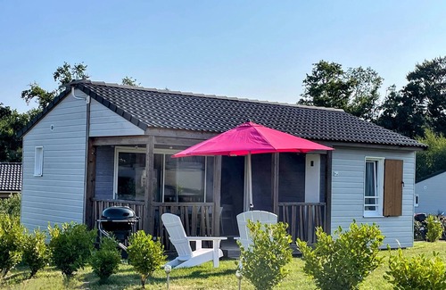 Pont-l'Abbe Ski Chalet | Charmant Chalet Dans un Parc Avec Piscine
