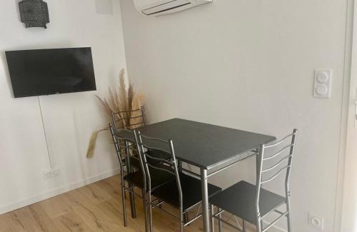 Saint-Salvayre Apartment | Charmant et Confortable appartement Narbonne