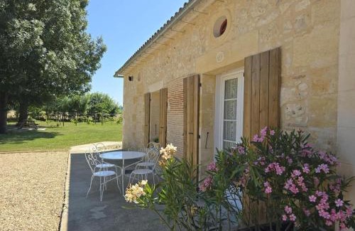 Lamonzie-Saint-Martin House | Charmant gîte en pierre avec piscine partagée, WiFi, proche de Bergerac - FR-1-616-490