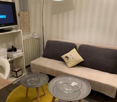Vierzon Apartment | Charmant Logement à Vierzon centre